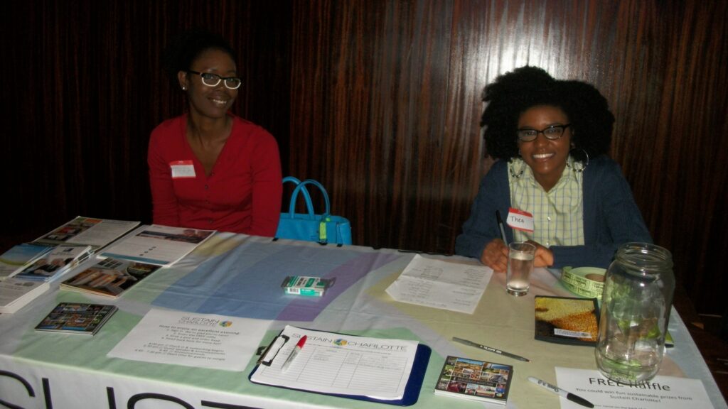 Our volunteers Tiera and Thea greeted guests with a smile at our registration table.